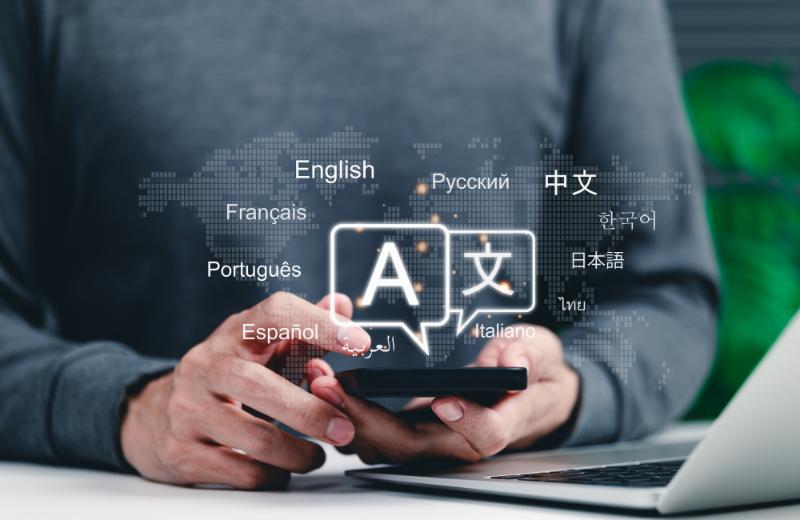 翻訳依頼のポイント｜翻訳会社と個人の違いや費用の目安・流れを解説